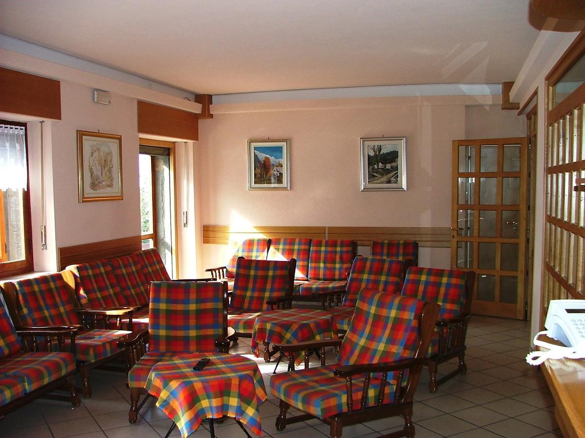 Hotel Miravidi La Magdeleine Extérieur photo