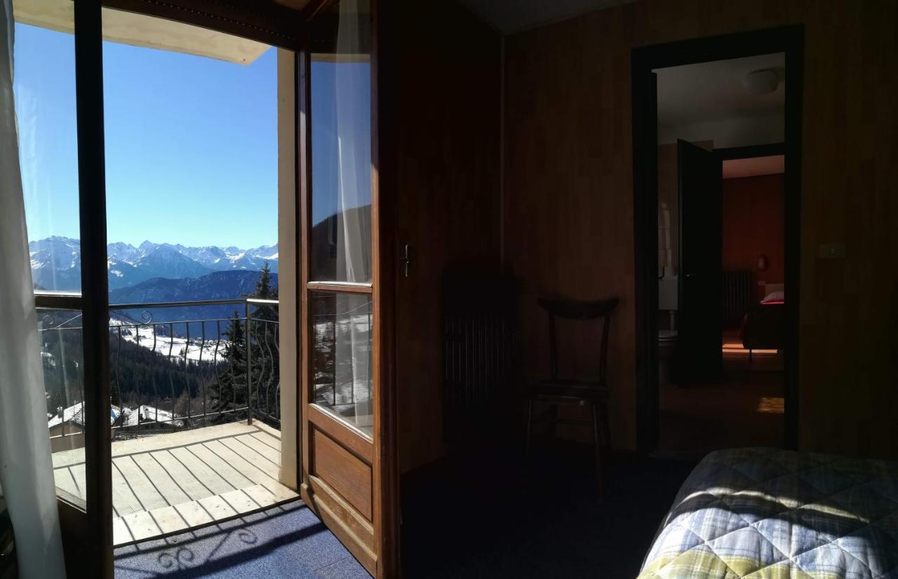 Hotel Miravidi La Magdeleine Extérieur photo